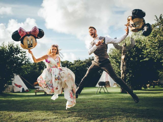 Cornish Tipi Wedding Photographer 90